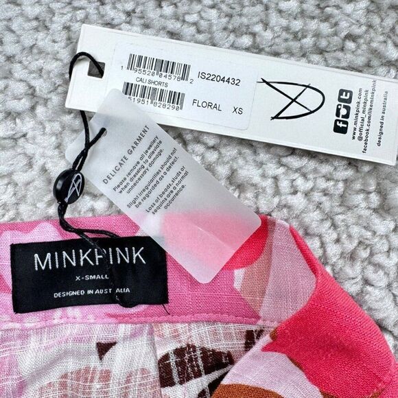 MINKPINK Cali Shorts Pink Floral NEW - Picture 6 of 13